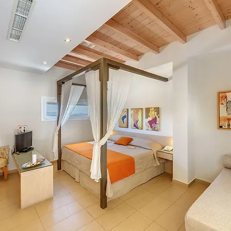 Nissaki Hotel
