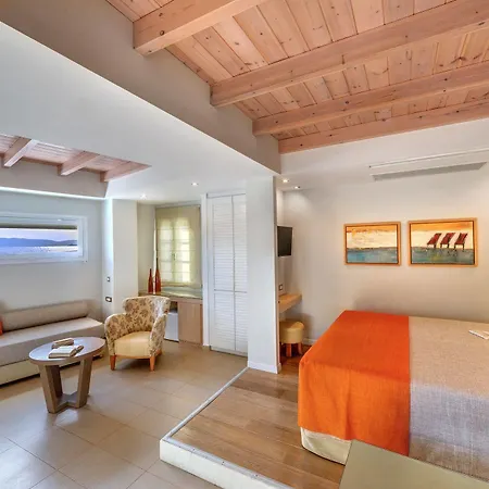 Hotel Nissaki Naxos City